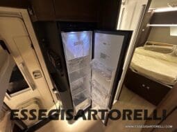 ADRIA MATRIX SUPREME EDITION M 670 DC LETTO NAUTICO E BASCULANTE pieno