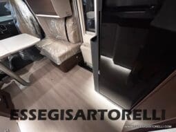 ADRIA MATRIX SUPREME EDITION M 670 DC LETTO NAUTICO E BASCULANTE pieno