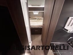 ADRIA MATRIX SUPREME EDITION M 670 DC LETTO NAUTICO E BASCULANTE pieno