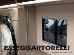 ADRIA MATRIX SUPREME EDITION M 670 DC LETTO NAUTICO E BASCULANTE pieno