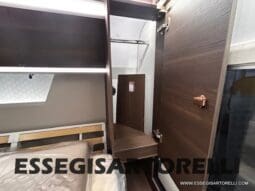 ADRIA MATRIX SUPREME EDITION M 670 DC LETTO NAUTICO E BASCULANTE pieno