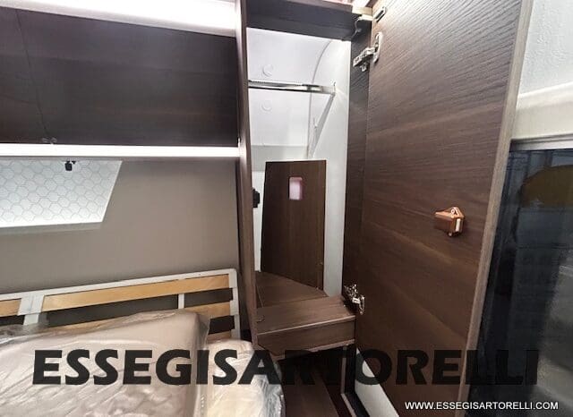 ADRIA MATRIX SUPREME EDITION M 670 DC LETTO NAUTICO E BASCULANTE pieno
