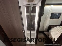 ADRIA MATRIX SUPREME EDITION M 670 DC LETTO NAUTICO E BASCULANTE pieno