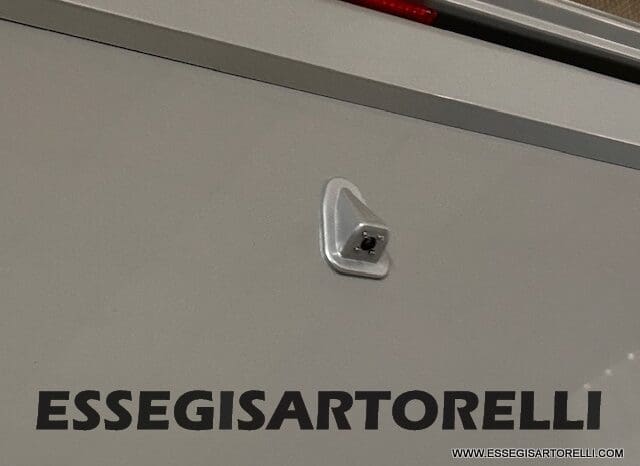 ADRIA MATRIX SUPREME EDITION M 670 DC LETTO NAUTICO E BASCULANTE pieno