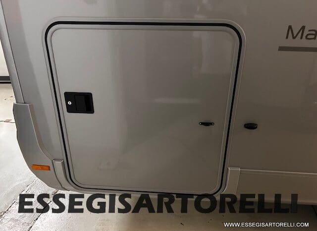 ADRIA MATRIX SUPREME EDITION M 670 DC LETTO NAUTICO E BASCULANTE pieno