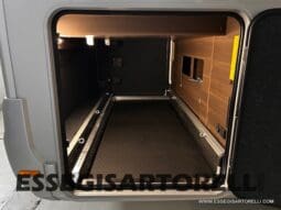 ADRIA MATRIX SUPREME EDITION M 670 DC LETTO NAUTICO E BASCULANTE pieno