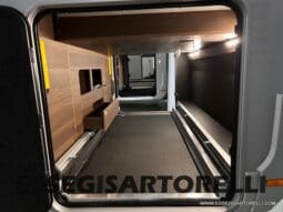 ADRIA MATRIX SUPREME EDITION M 670 DC LETTO NAUTICO E BASCULANTE pieno