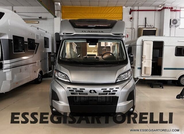 ADRIA MATRIX SUPREME EDITION M 670 DC LETTO NAUTICO E BASCULANTE pieno