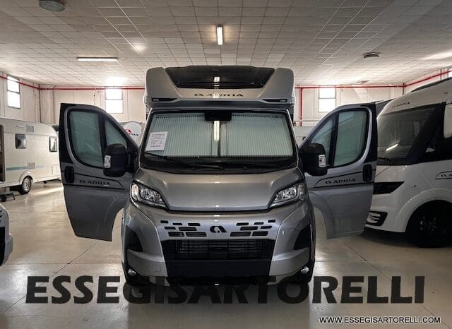 ADRIA MATRIX SUPREME EDITION M 670 DC LETTO NAUTICO E BASCULANTE pieno