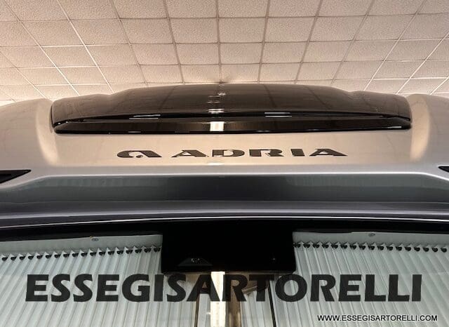 ADRIA MATRIX SUPREME EDITION M 670 DC LETTO NAUTICO E BASCULANTE pieno