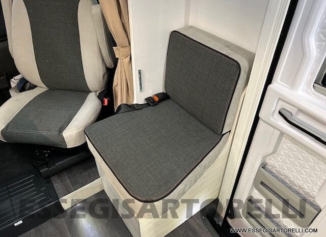 CHAUSSON TITANIUM 627 170 CV AUTOMATICO GEMELLI 699 CM 12/2024 KM 4.900 pieno