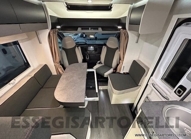 CHAUSSON TITANIUM 627 170 CV AUTOMATICO GEMELLI 699 CM 12/2024 KM 4.900 pieno