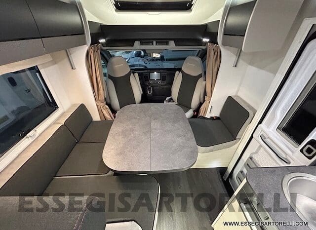 CHAUSSON TITANIUM 627 170 CV AUTOMATICO GEMELLI 699 CM 12/2024 KM 4.900 pieno