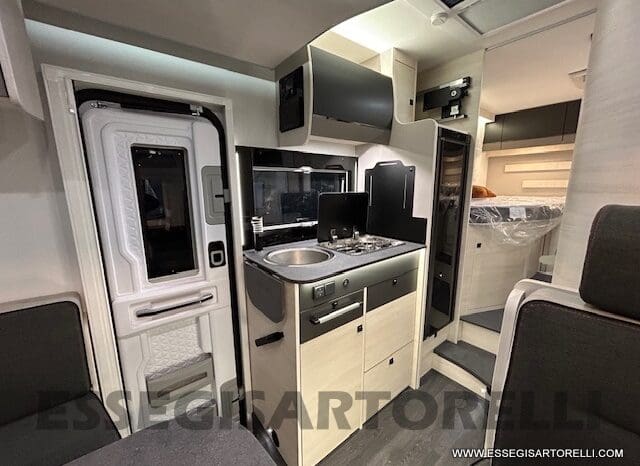 CHAUSSON TITANIUM 627 170 CV AUTOMATICO GEMELLI 699 CM 12/2024 KM 4.900 pieno