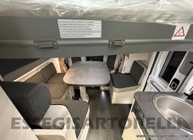 CHAUSSON TITANIUM 627 170 CV AUTOMATICO GEMELLI 699 CM 12/2024 KM 4.900 pieno