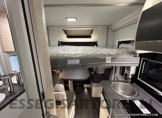 CHAUSSON TITANIUM 627 170 CV AUTOMATICO GEMELLI 699 CM 12/2024 KM 4.900 pieno