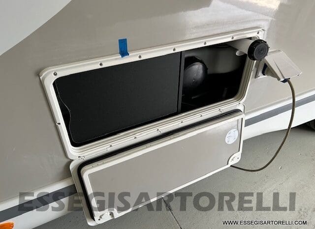CHAUSSON TITANIUM 627 170 CV AUTOMATICO GEMELLI 699 CM 12/2024 KM 4.900 pieno