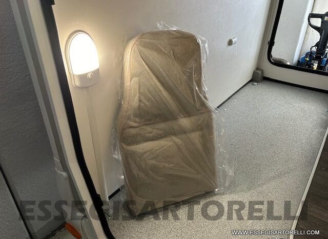 CHAUSSON TITANIUM 627 170 CV AUTOMATICO GEMELLI 699 CM 12/2024 KM 4.900 pieno