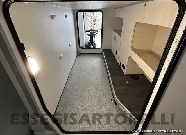 CHAUSSON TITANIUM 627 170 CV AUTOMATICO GEMELLI 699 CM 12/2024 KM 4.900 pieno