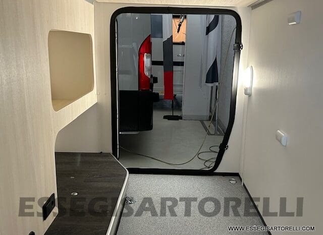 CHAUSSON TITANIUM 627 170 CV AUTOMATICO GEMELLI 699 CM 12/2024 KM 4.900 pieno