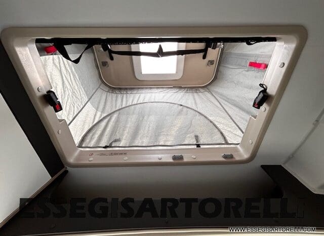ADRIA V 60 SP TENT TOP CAMPER PURO TRUMA DIESEL 599 CM pieno