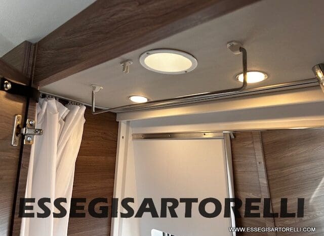KNAUS VAN BOXLIFE 600 MQ LETTO BASCULANTE 599 TELAIO HEAVY FULL 2020 GANCIO TRAINO 3.000 KG pieno