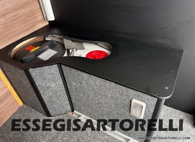 KNAUS VAN BOXLIFE 600 MQ LETTO BASCULANTE 599 TELAIO HEAVY FULL 2020 GANCIO TRAINO 3.000 KG pieno