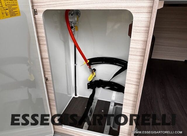 ADRIA V 60 SP TENT TOP CAMPER PURO TRUMA DIESEL 599 CM pieno