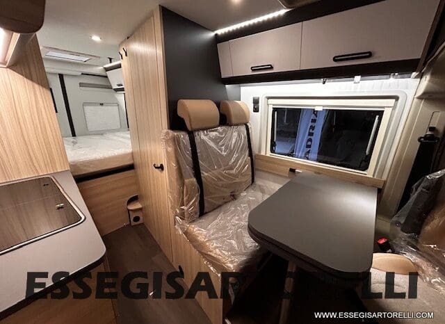 ADRIA V 60 SP TENT TOP CAMPER PURO TRUMA DIESEL 599 CM pieno