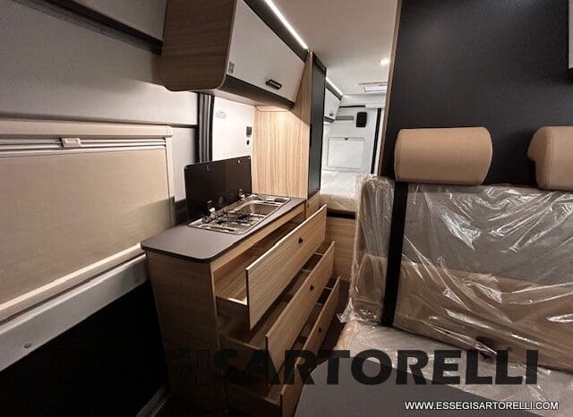 ADRIA V 60 SP TENT TOP CAMPER PURO TRUMA DIESEL 599 CM pieno