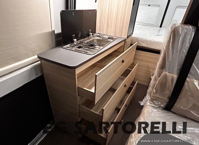 ADRIA V 60 SP TENT TOP CAMPER PURO TRUMA DIESEL 599 CM pieno