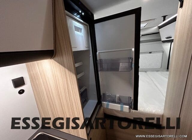 ADRIA V 60 SP TENT TOP CAMPER PURO TRUMA DIESEL 599 CM pieno