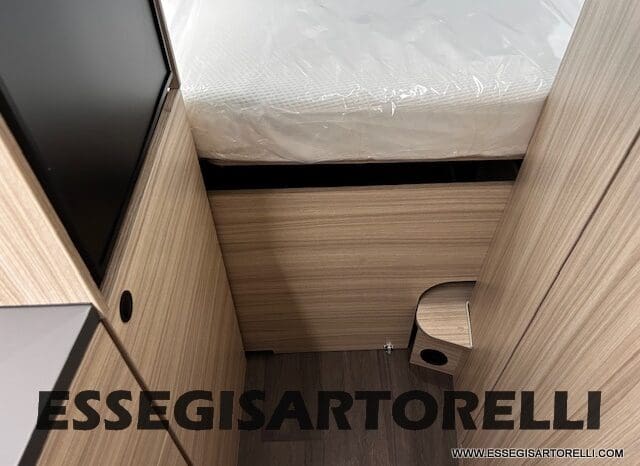ADRIA V 60 SP TENT TOP CAMPER PURO TRUMA DIESEL 599 CM pieno