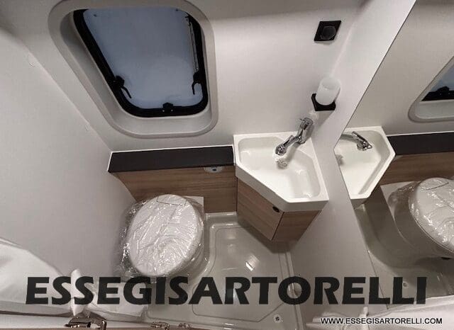 ADRIA V 60 SP TENT TOP CAMPER PURO TRUMA DIESEL 599 CM pieno