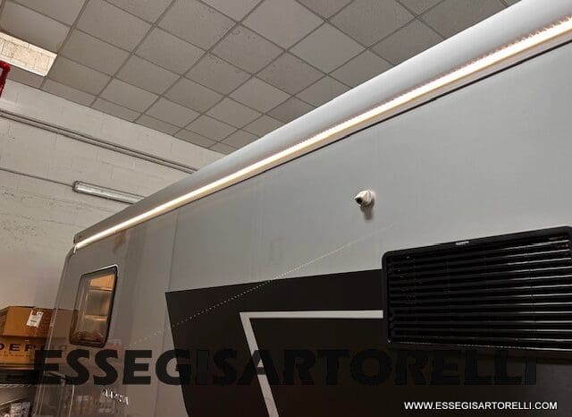 NEW MY 2026 ADRIA SUPERSONIC 890 LL 170 CV POWER AUTOMATICO pieno