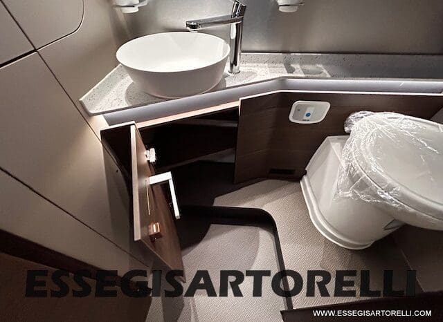 NEW MY 2026 ADRIA SUPERSONIC 890 LL 170 CV POWER AUTOMATICO pieno