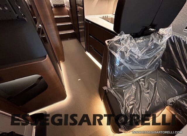NEW MY 2026 ADRIA SUPERSONIC 890 LL 170 CV POWER AUTOMATICO pieno