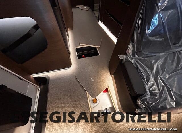 NEW MY 2026 ADRIA SUPERSONIC 890 LL 170 CV POWER AUTOMATICO pieno