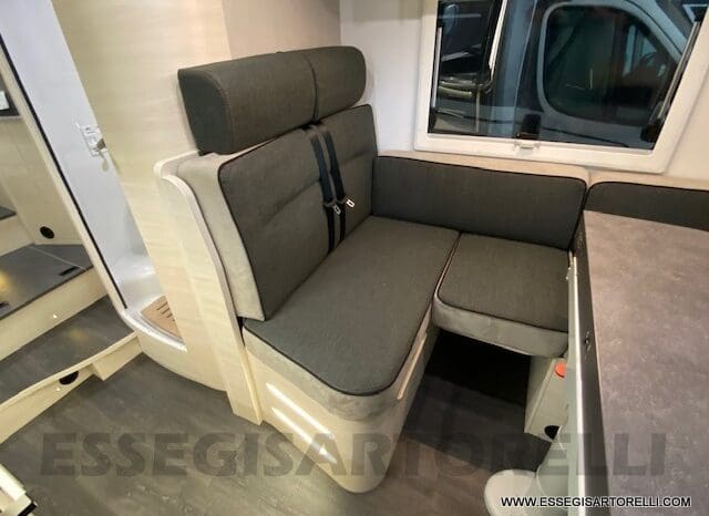 CHAUSSON TITANIUM 627 170 CV AUTOMATICO GEMELLI 699 CM 12/2024 KM 4.900 pieno