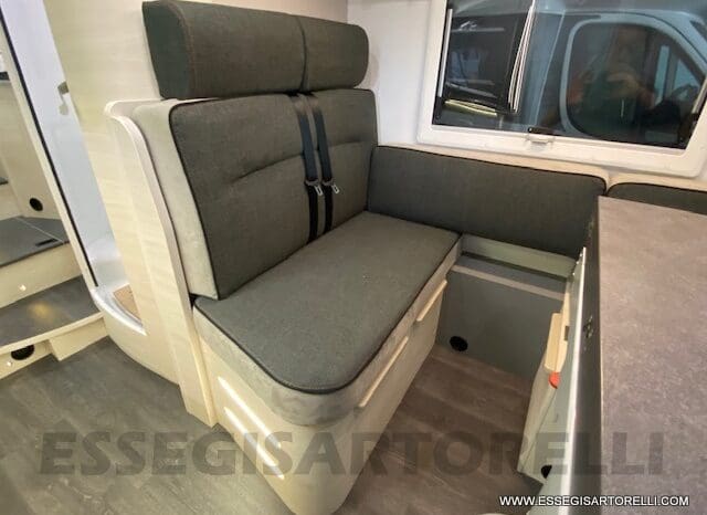 CHAUSSON TITANIUM 627 170 CV AUTOMATICO GEMELLI 699 CM 12/2024 KM 4.900 pieno