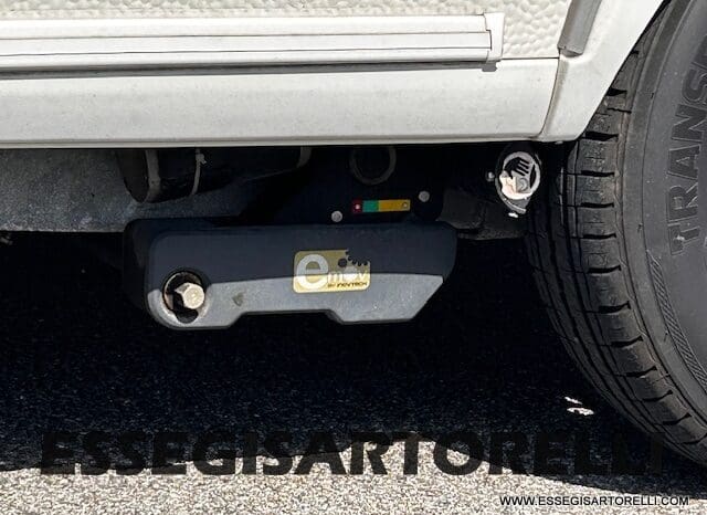 HOBBY EXCELLENT 455 UF CLIMA E MOVER CARAVAN 4 POSTI 2012 1.250 KG pieno