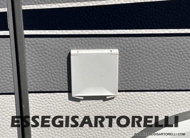 HOBBY EXCELLENT 455 UF CLIMA E MOVER CARAVAN 4 POSTI 2012 1.250 KG pieno