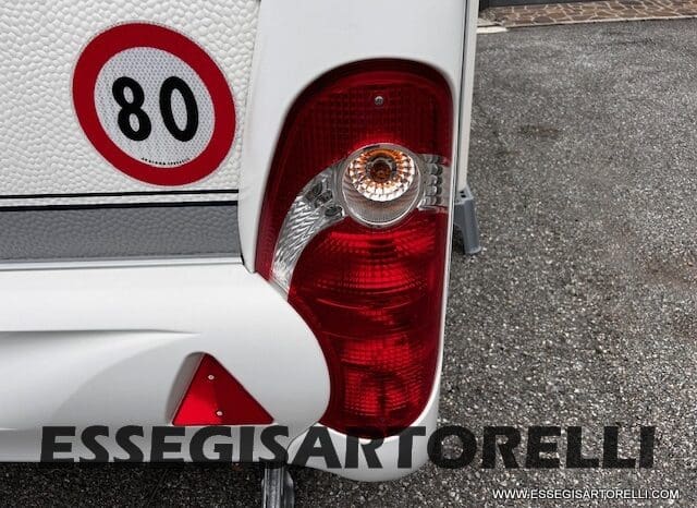 HOBBY EXCELLENT 455 UF CLIMA E MOVER CARAVAN 4 POSTI 2012 1.250 KG pieno