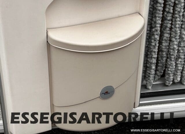 HOBBY EXCELLENT 455 UF CLIMA E MOVER CARAVAN 4 POSTI 2012 1.250 KG pieno