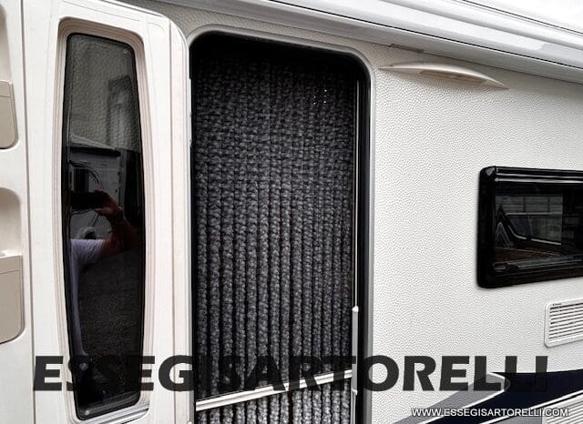 HOBBY EXCELLENT 455 UF CLIMA E MOVER CARAVAN 4 POSTI 2012 1.250 KG pieno