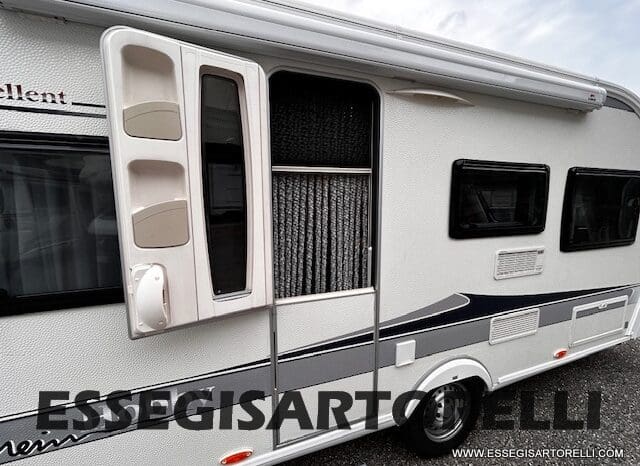 HOBBY EXCELLENT 455 UF CLIMA E MOVER CARAVAN 4 POSTI 2012 1.250 KG pieno