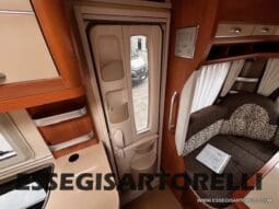 HOBBY EXCELLENT 455 UF CLIMA E MOVER CARAVAN 4 POSTI 2012 1.250 KG pieno