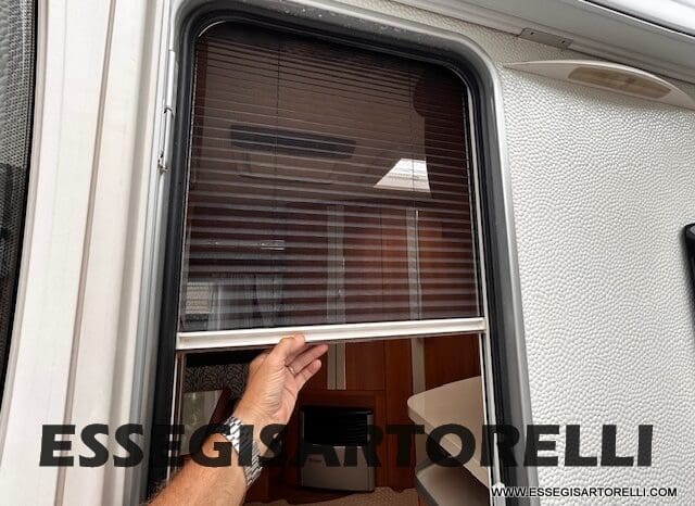 HOBBY EXCELLENT 455 UF CLIMA E MOVER CARAVAN 4 POSTI 2012 1.250 KG pieno
