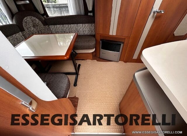 HOBBY EXCELLENT 455 UF CLIMA E MOVER CARAVAN 4 POSTI 2012 1.250 KG pieno