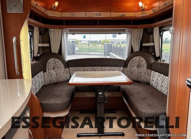 HOBBY EXCELLENT 455 UF CLIMA E MOVER CARAVAN 4 POSTI 2012 1.250 KG pieno